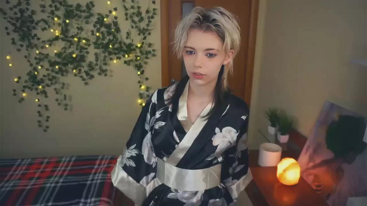 Freechat AftonFountain on Cam4