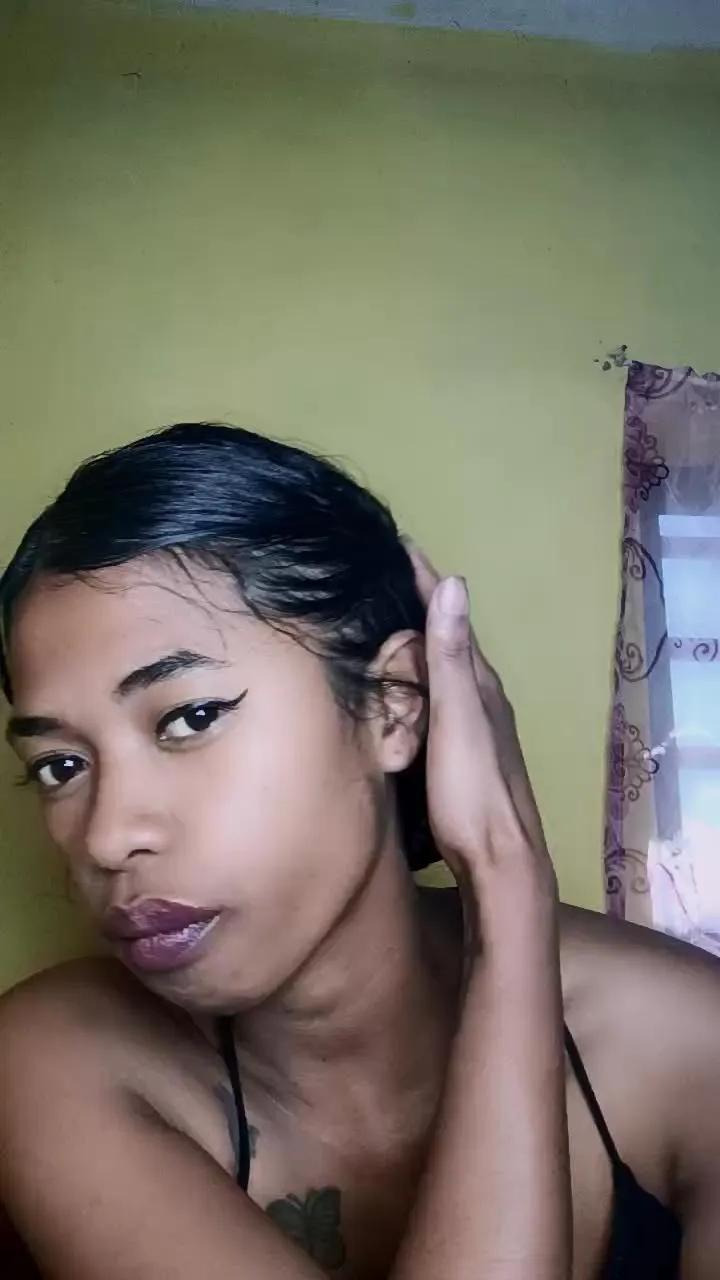 Offline alda41 on Cam4