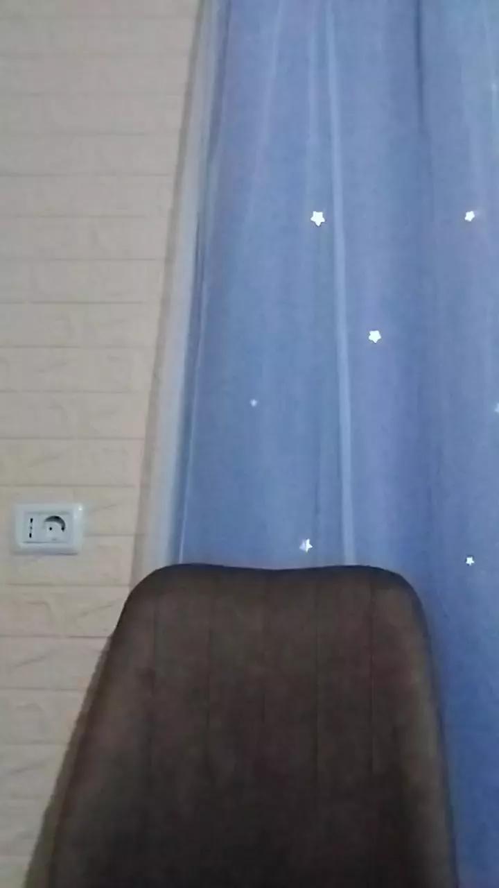 Offline aledina78 on Cam4