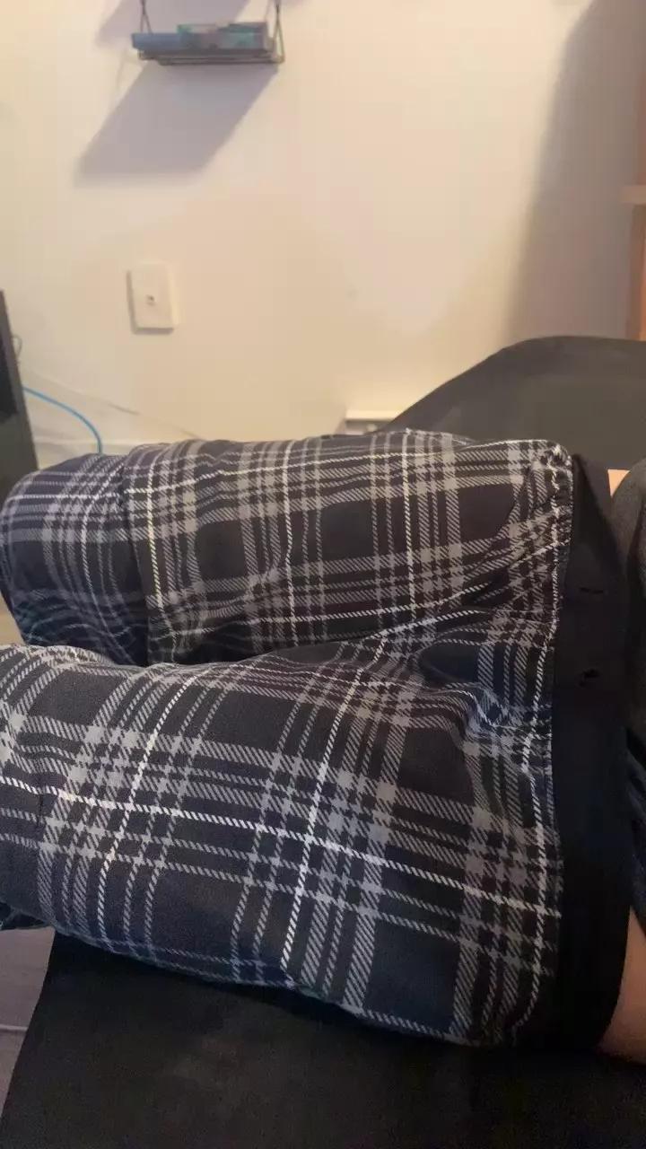 Offline alexandre69xxx on Cam4