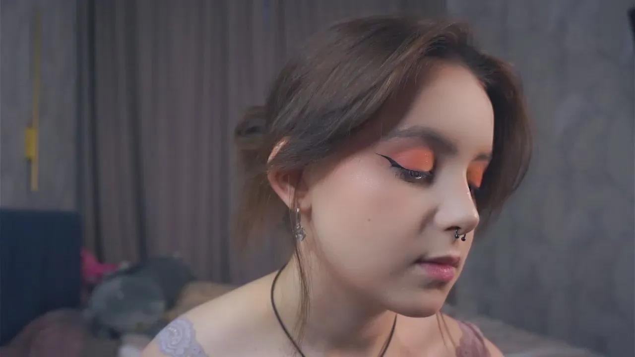 Offline AlodieCoey on Cam4