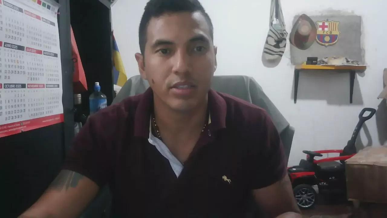 Offline AM92 on Cam4