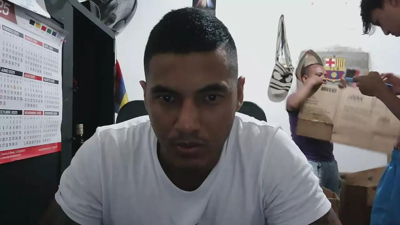 Offline AM92 on Cam4