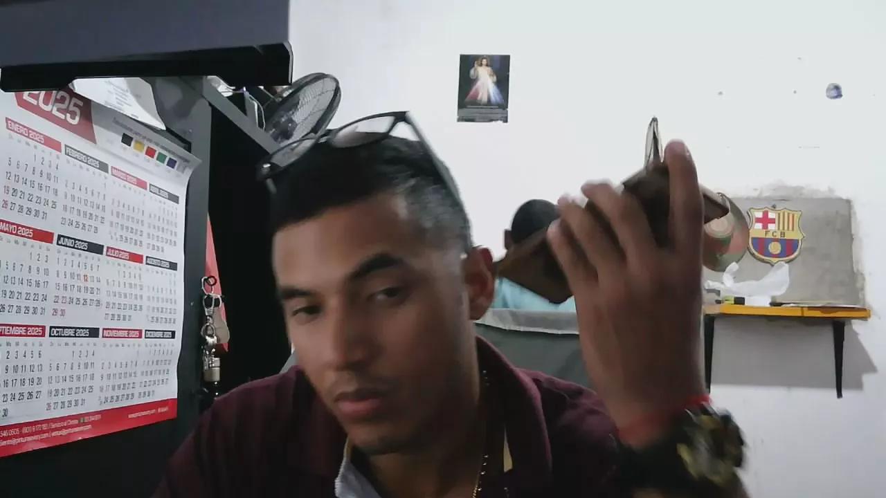 Offline AM92 on Cam4