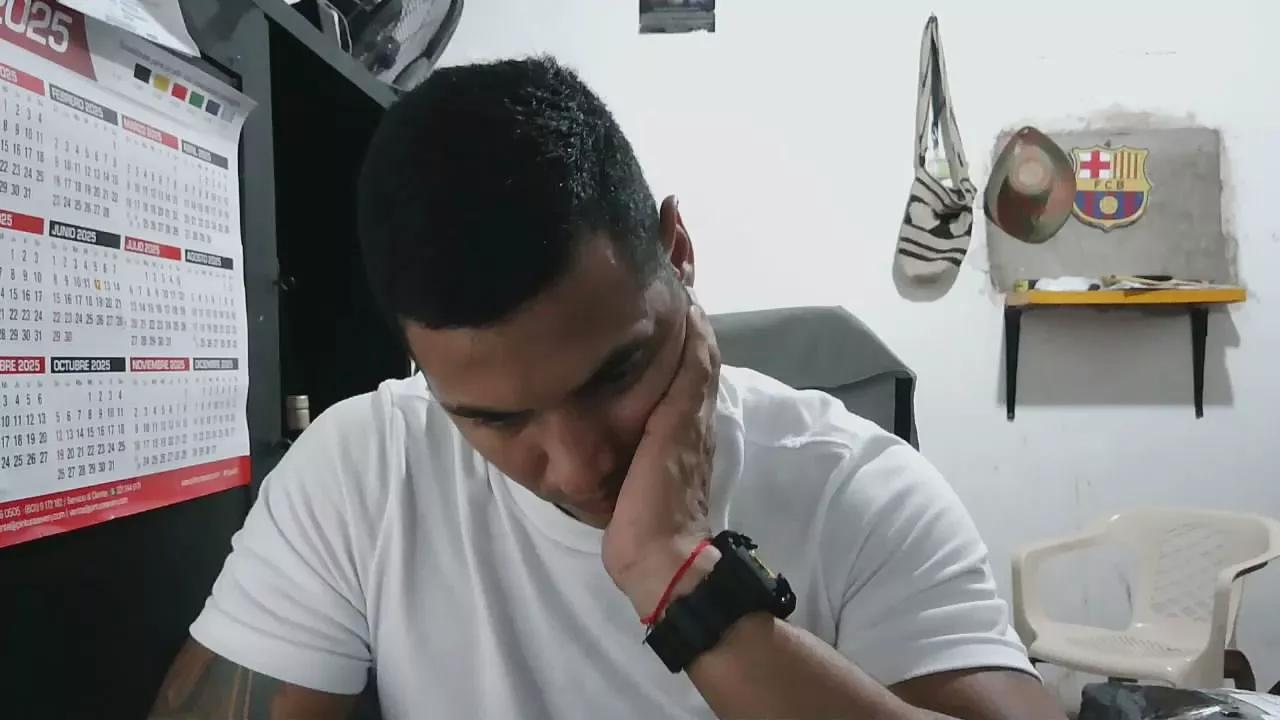 Offline AM92 on Cam4