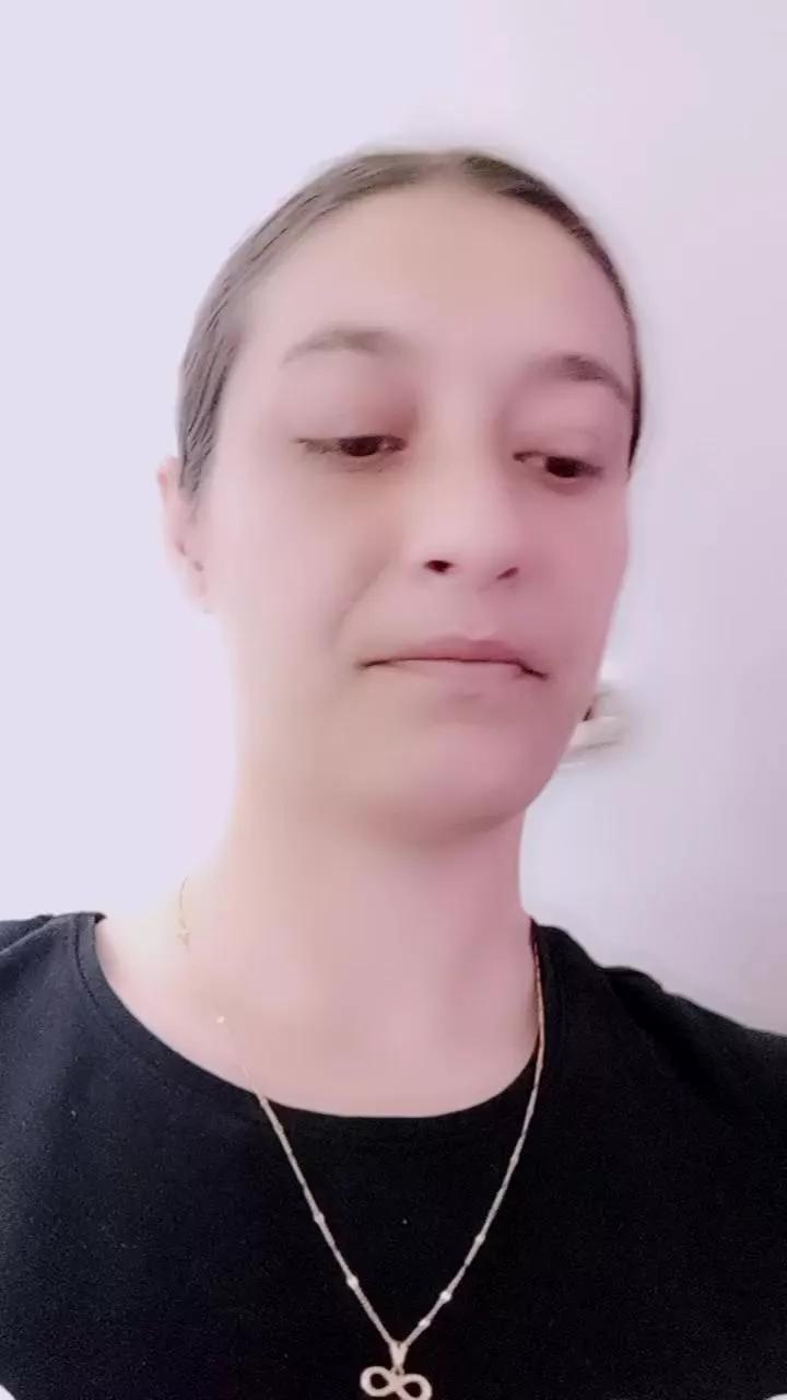 Offline Amedeia on Cam4