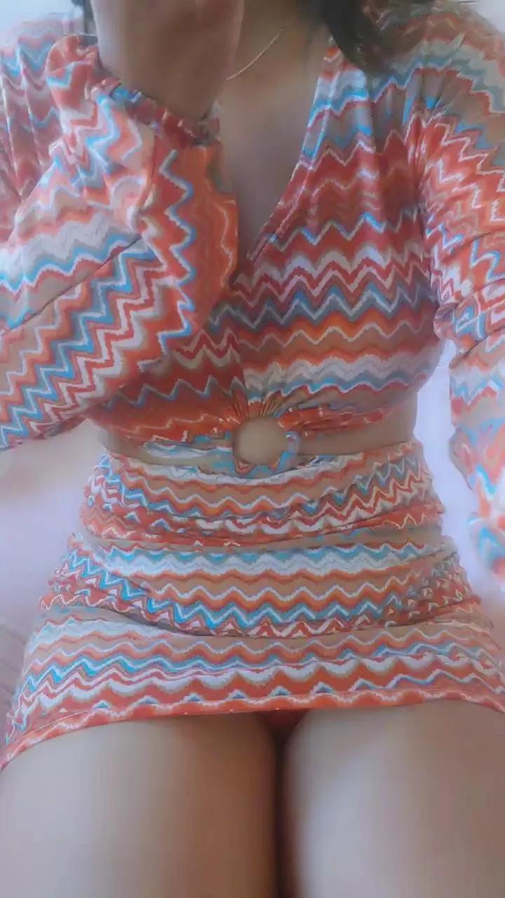 Offline Anita2023 on Cam4