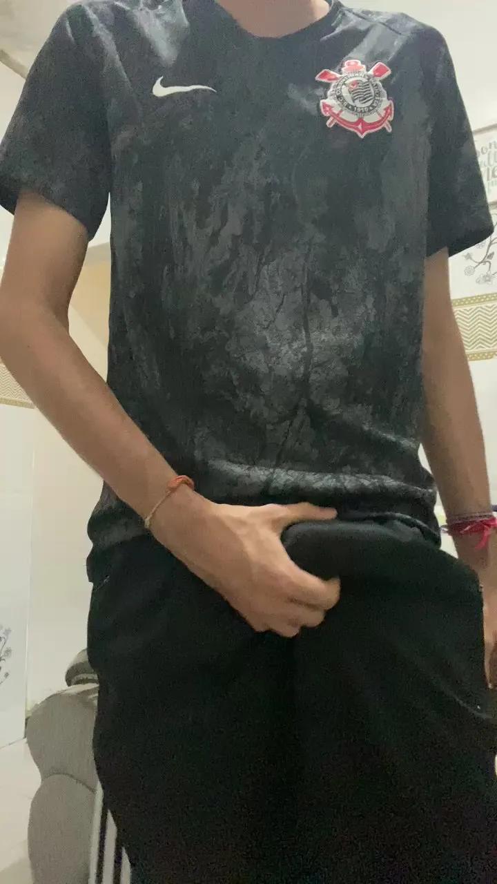 Offline Apollothehorus on Cam4