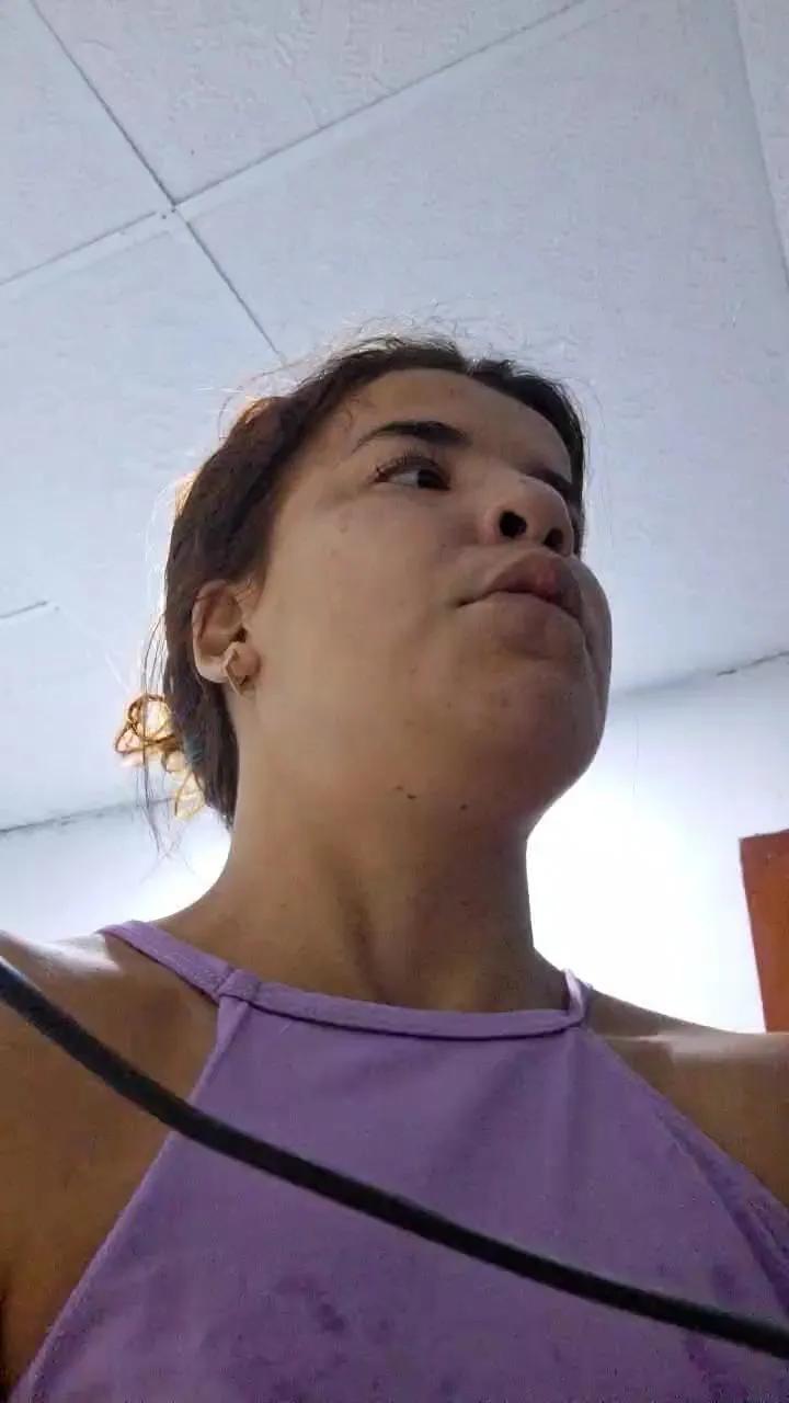 Offline Ashly_dirty1 on Cam4