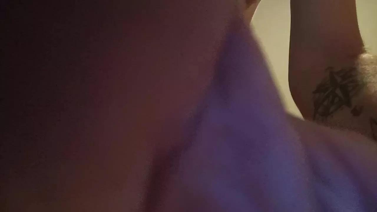 Offline Azox123er on Cam4