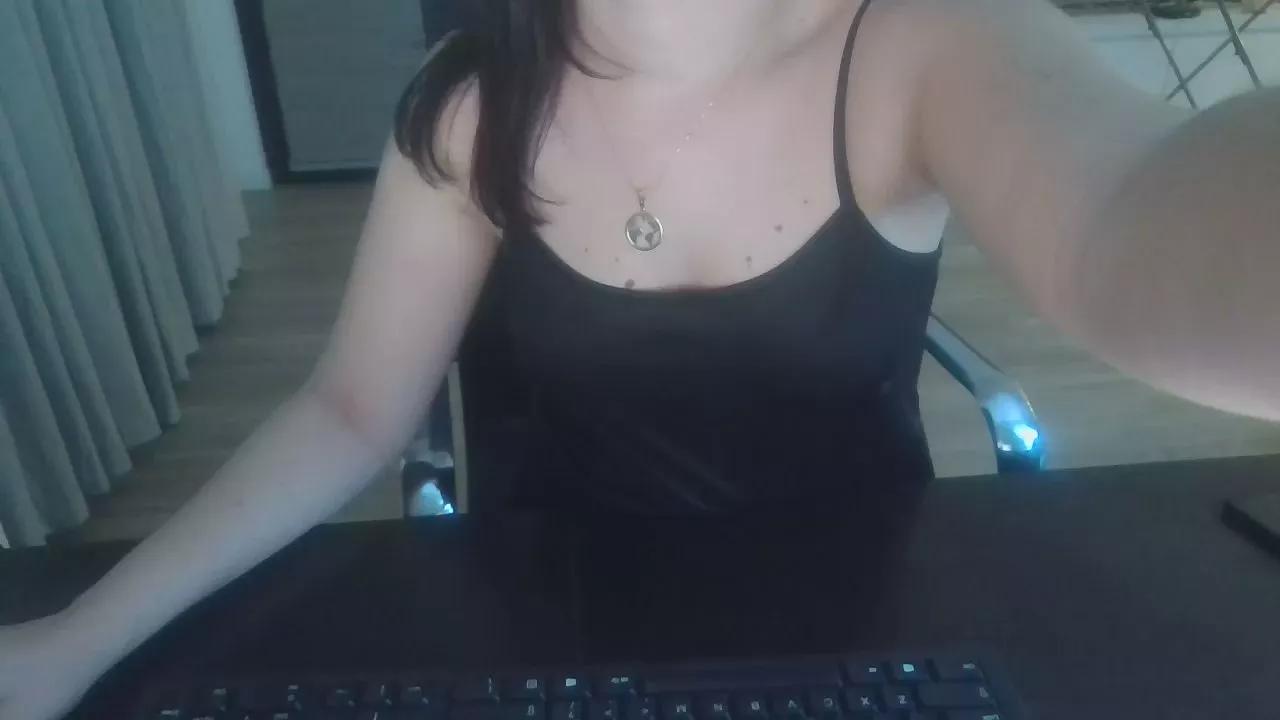 Offline BARBARASECRET on Cam4