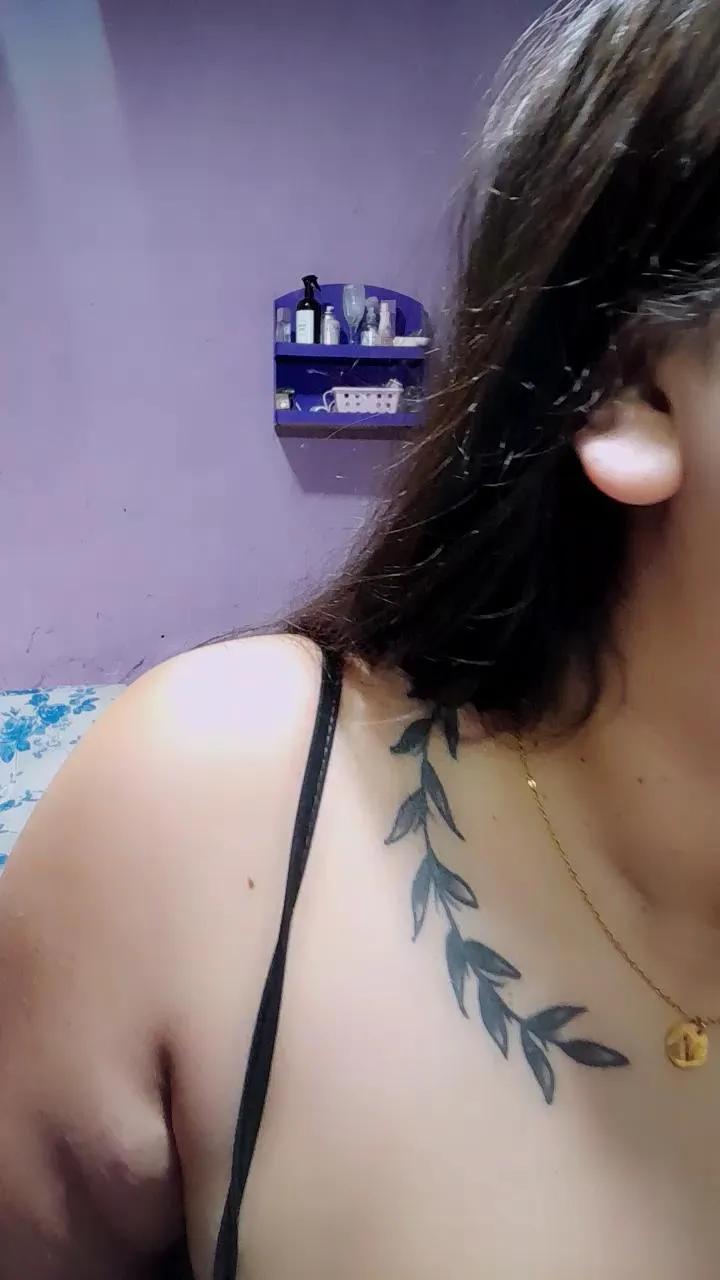 Offline Bebijuu23 on Cam4