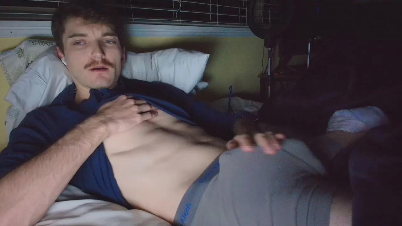 Freechat bluezed on Cam4