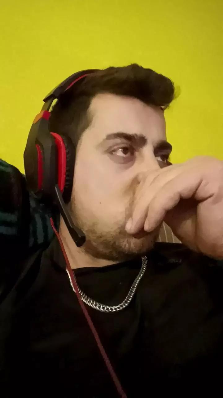 Caballero23H on Cam4 