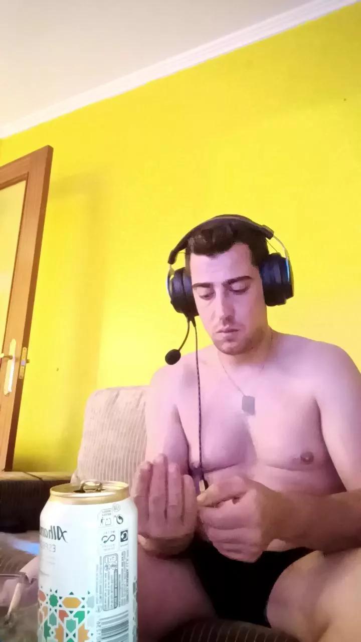 Caballero23H on Cam4 