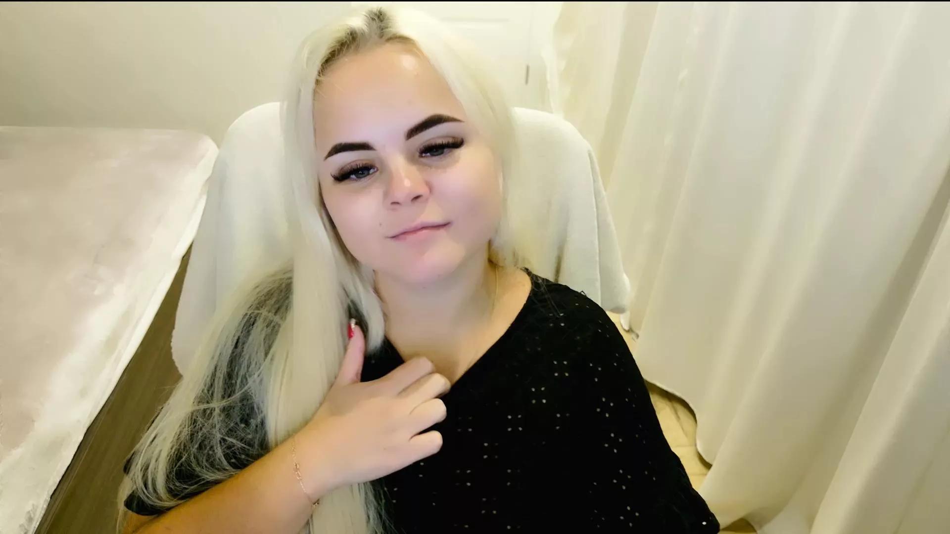 Offline call_me_cutie on Cam4