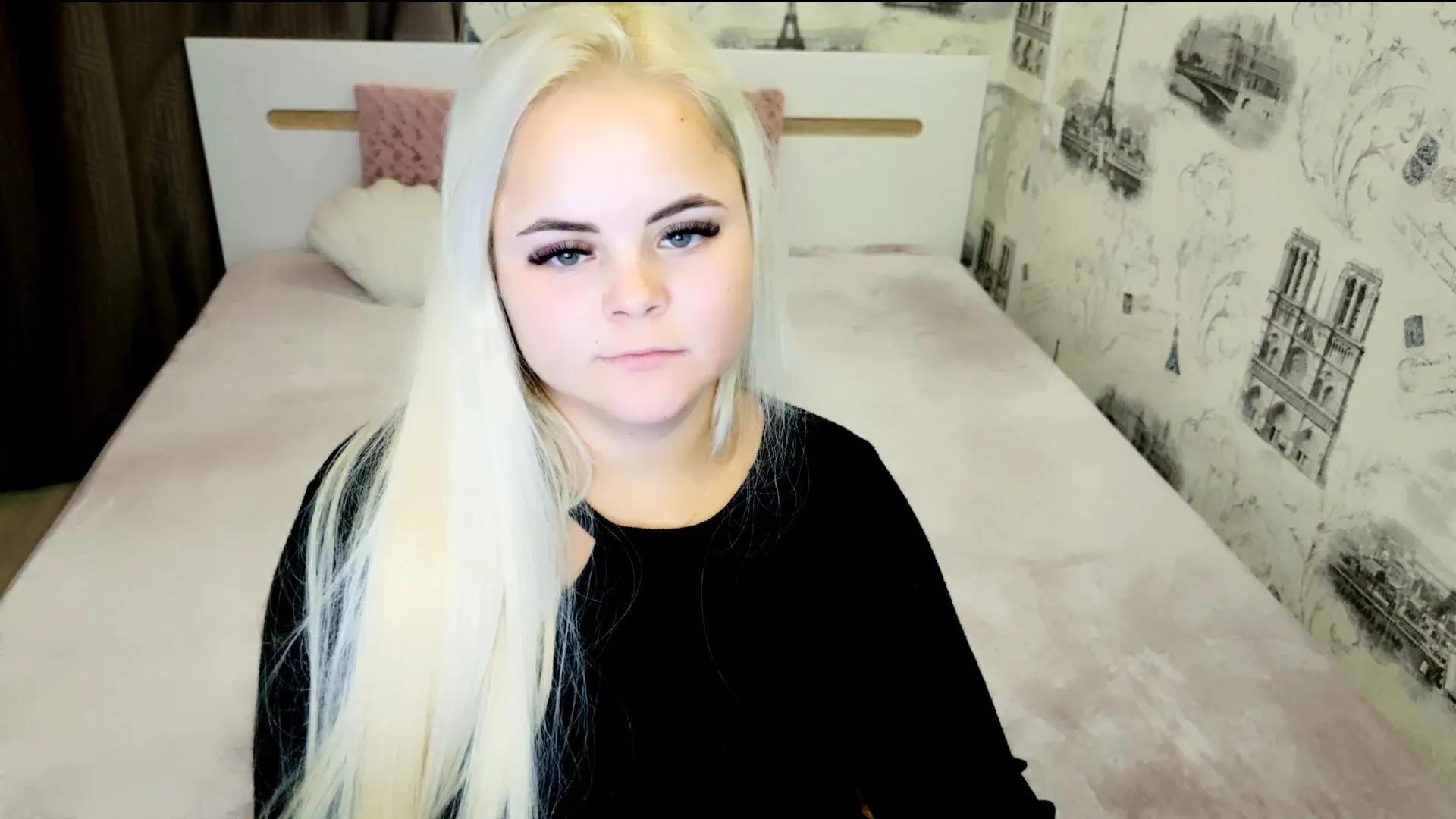 Offline call_me_cutie on Cam4