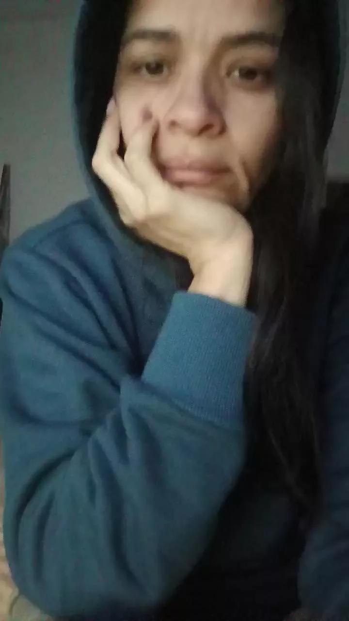 Offline Caribeanclande1 on Cam4