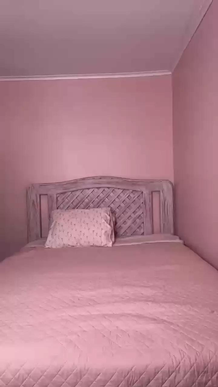 Offline cherrykat_xxx on Cam4