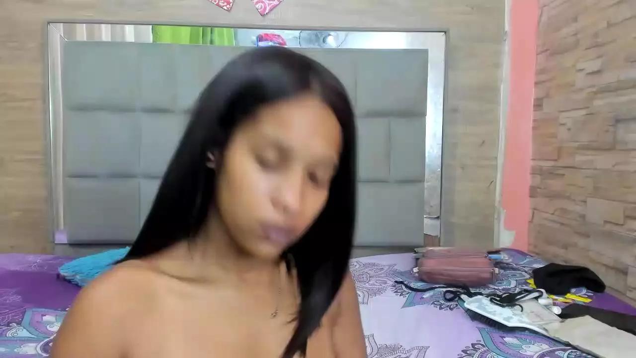 Freechat chicasirbo on Cam4