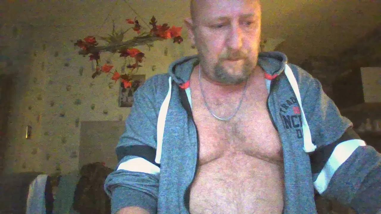 Offline chillyco1 on Cam4