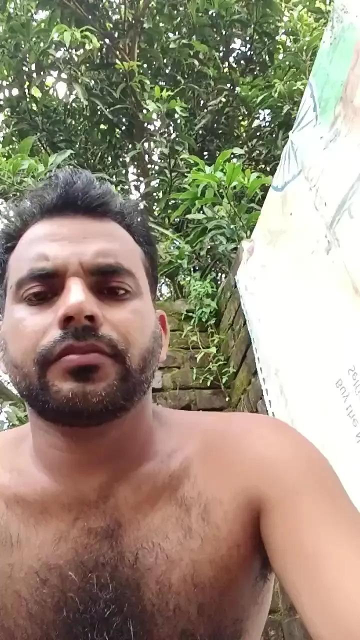 Offline chiranjitho1 on Cam4