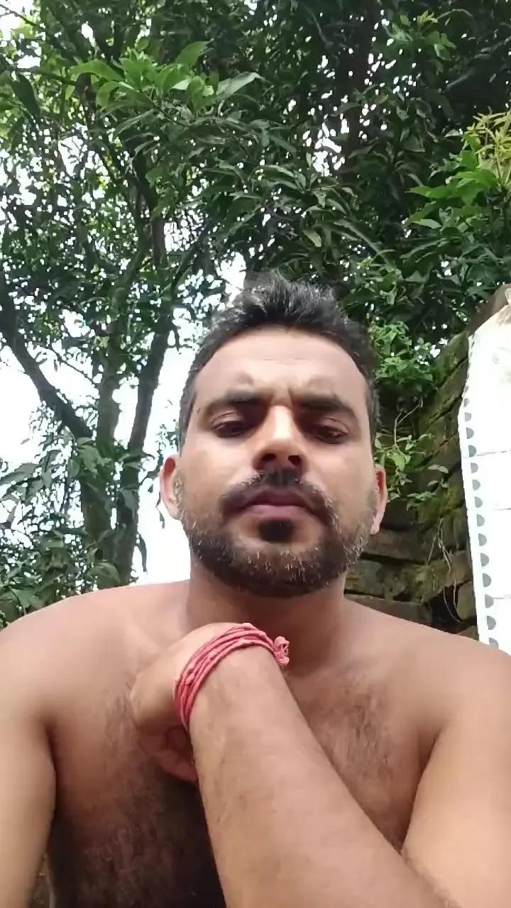 Offline chiranjitho1 on Cam4