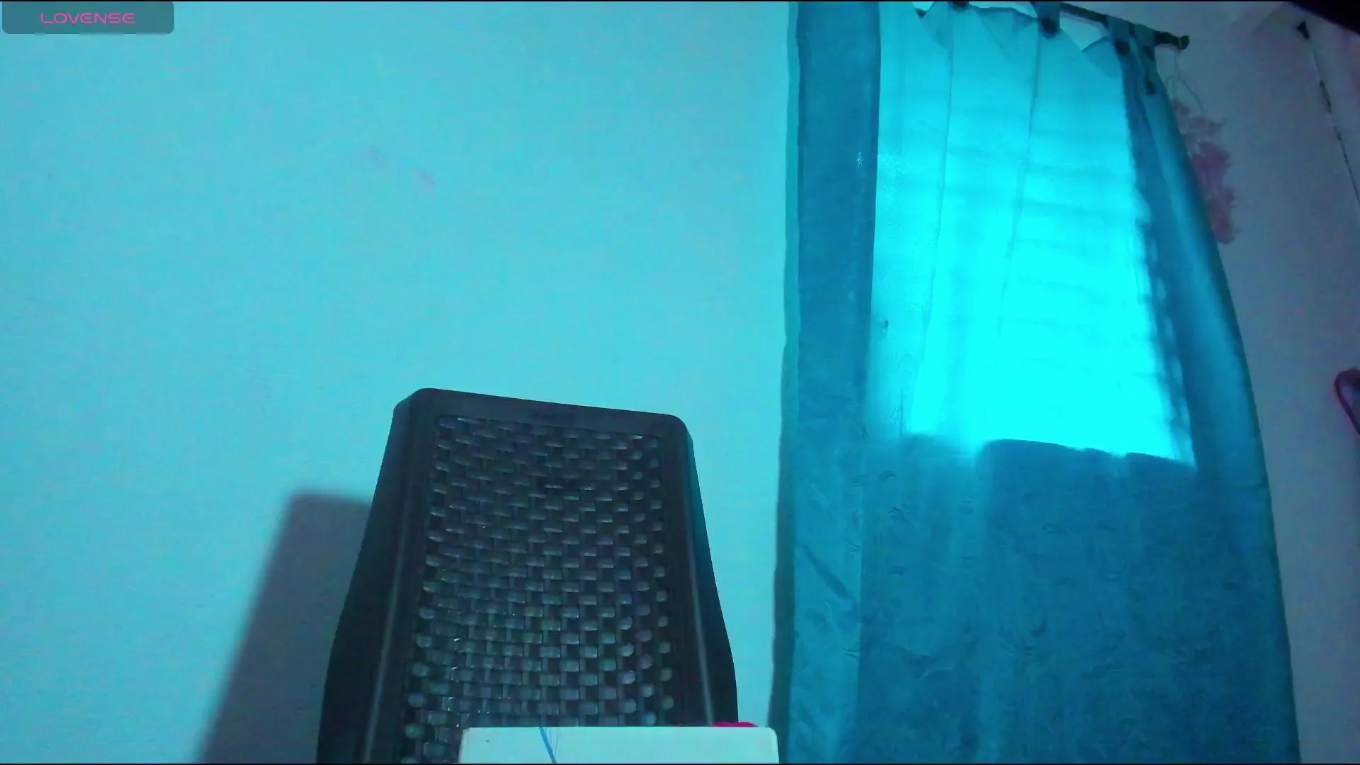 Offline chrisferrer19 on Cam4