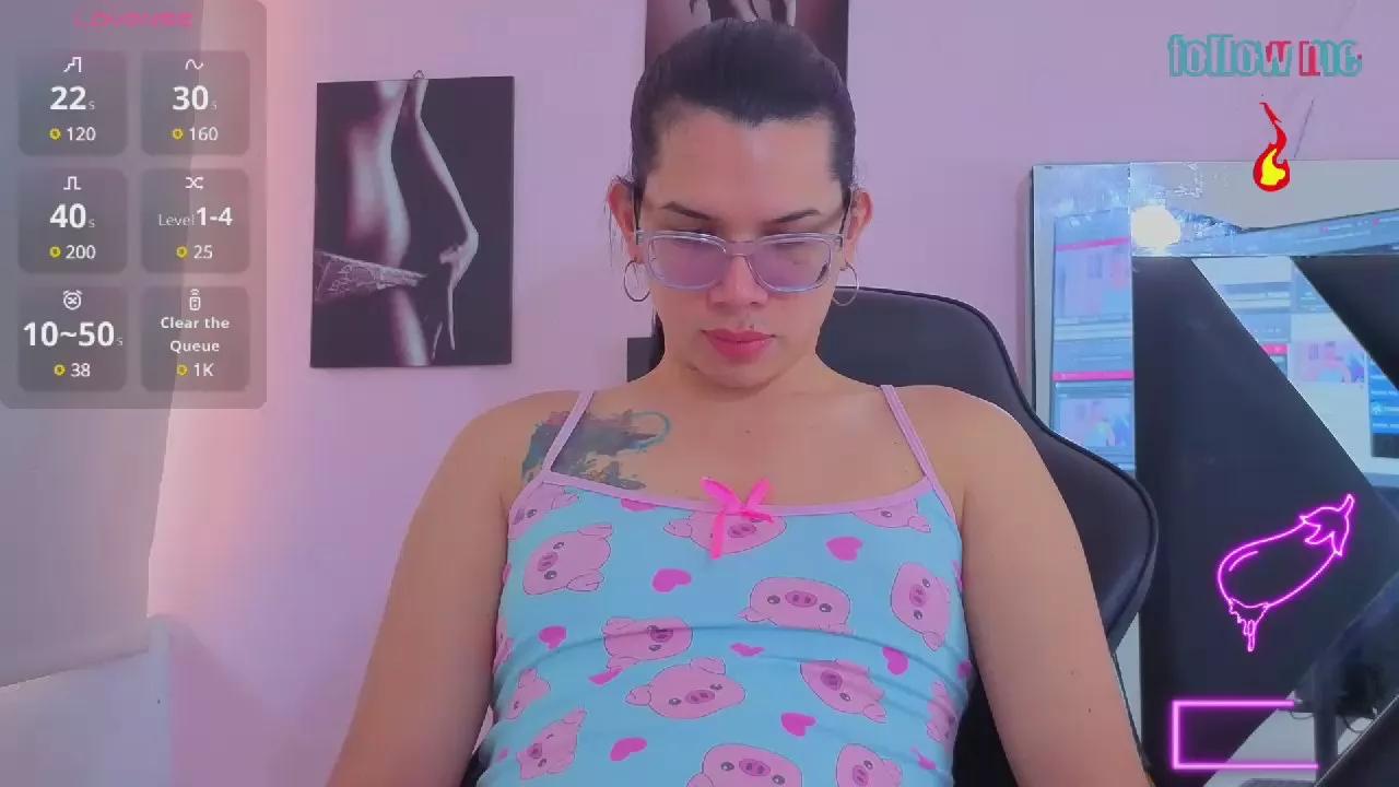 Offline chrisferrer19 on Cam4