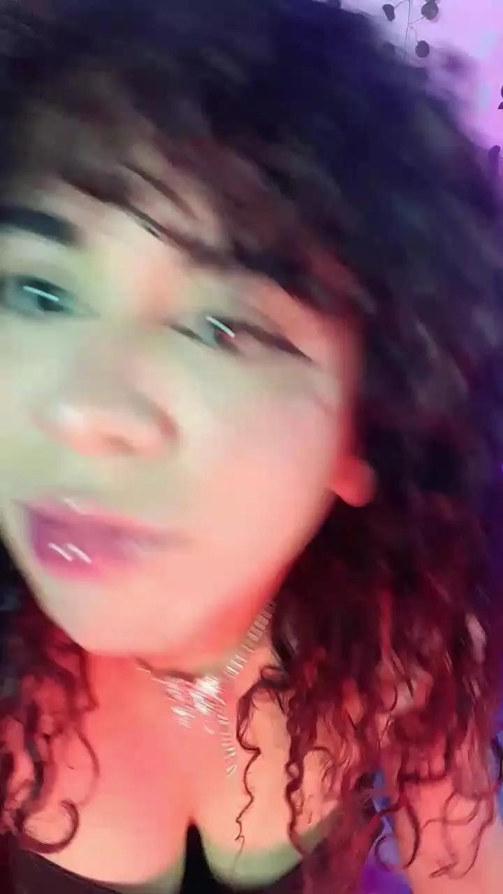 Offline Collins_Daph on Cam4