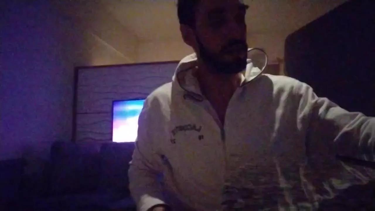 Offline comosalga on Cam4