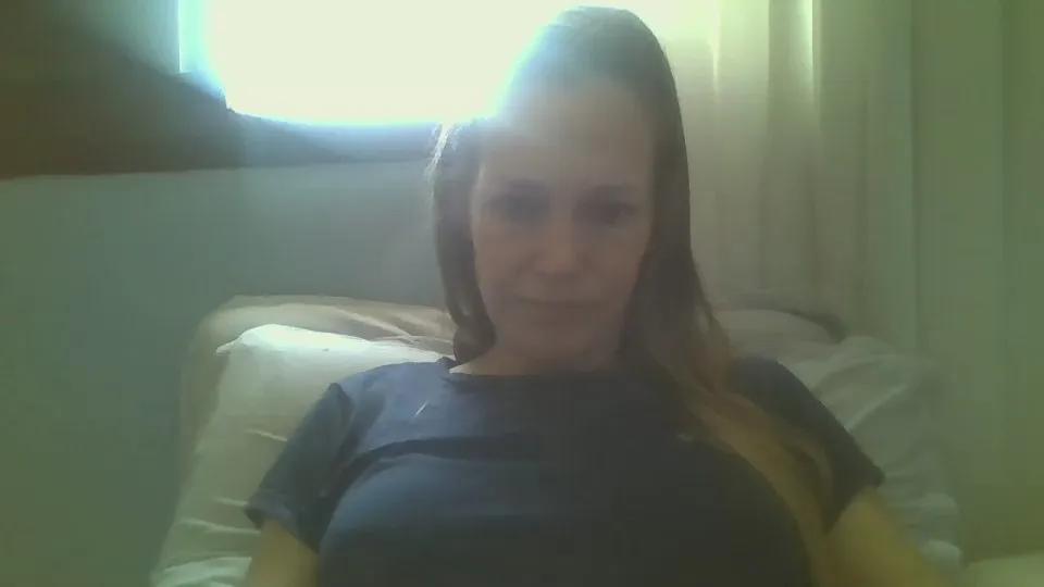 Offline CrazyAnny1 on Cam4