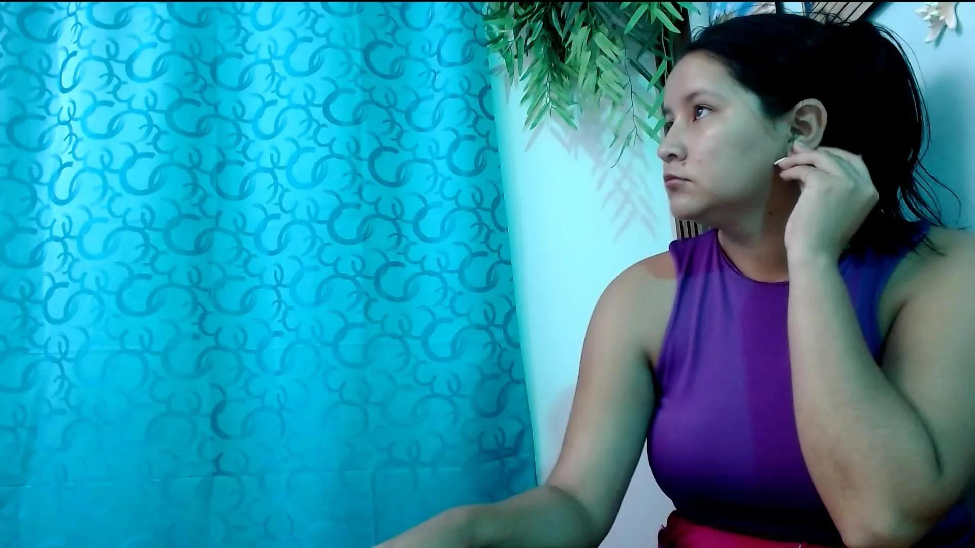 Offline cristalcrazy20 on Cam4