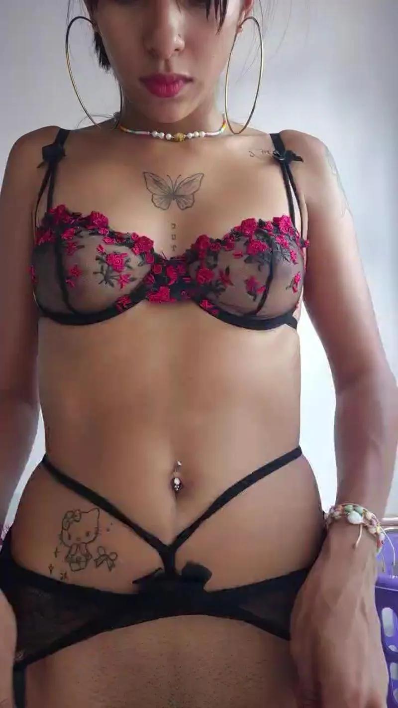 Offline cute_plop on Cam4