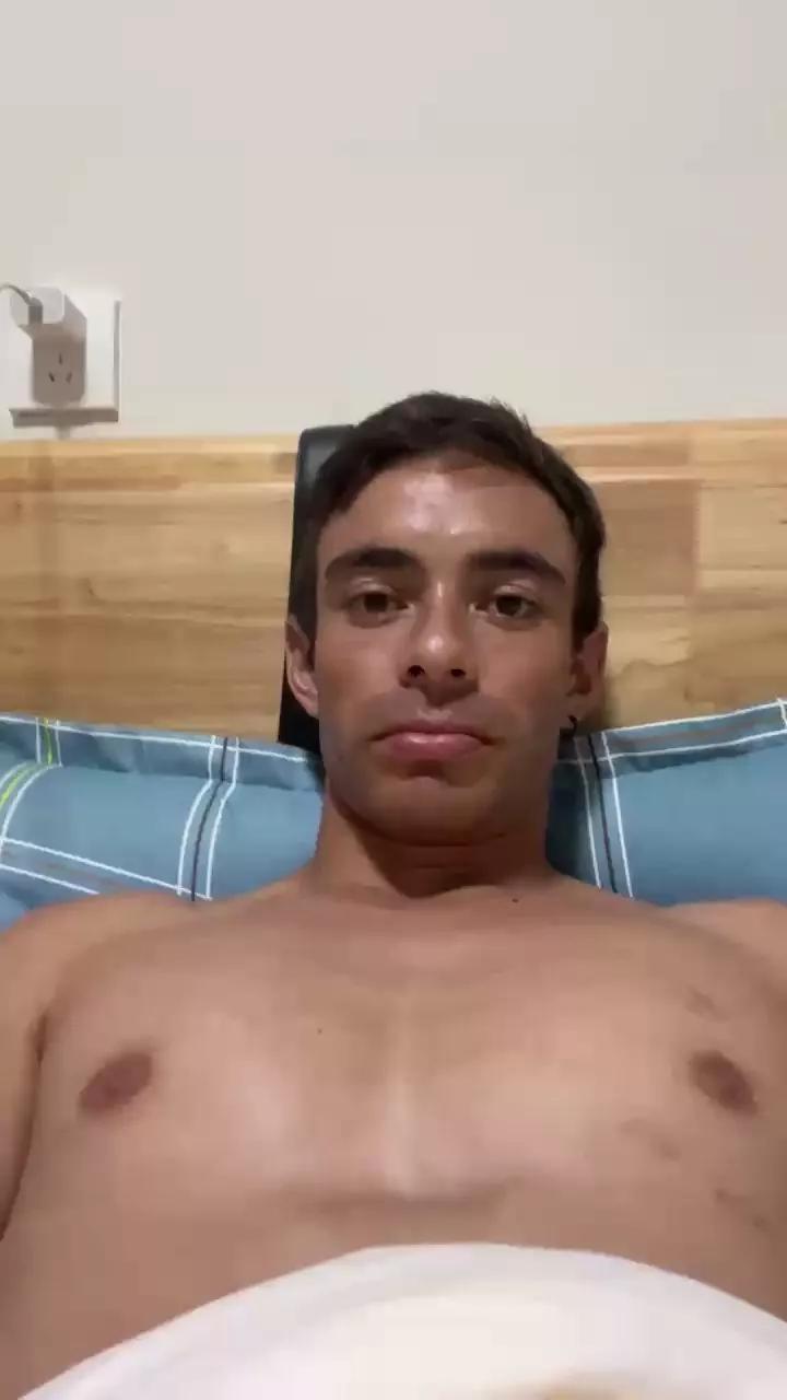 Offline Dandolatoda on Cam4