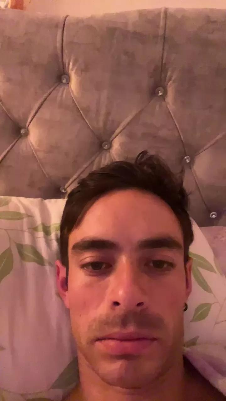 Offline Dandolatoda on Cam4