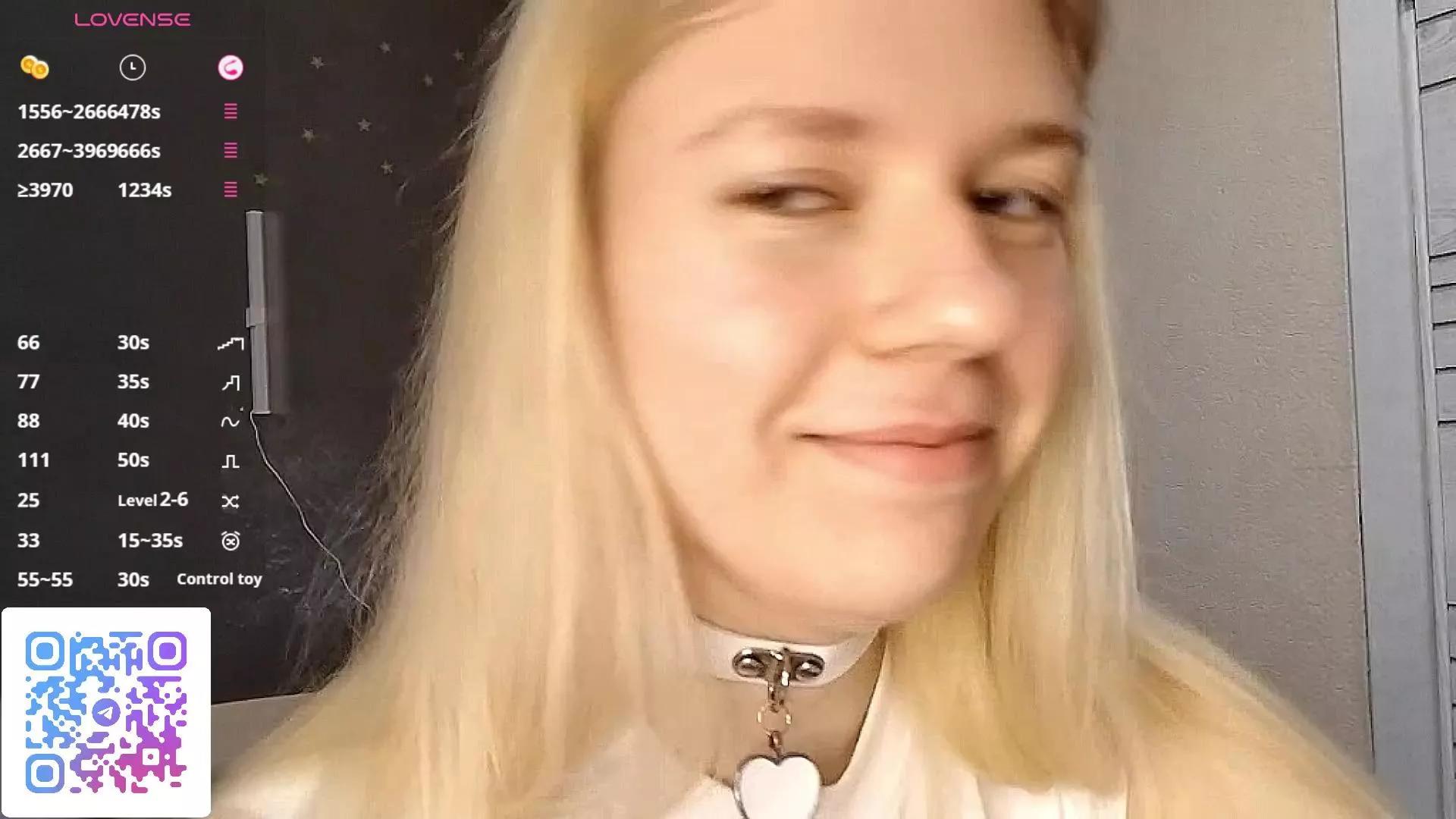 Offline DarylBodge on Cam4