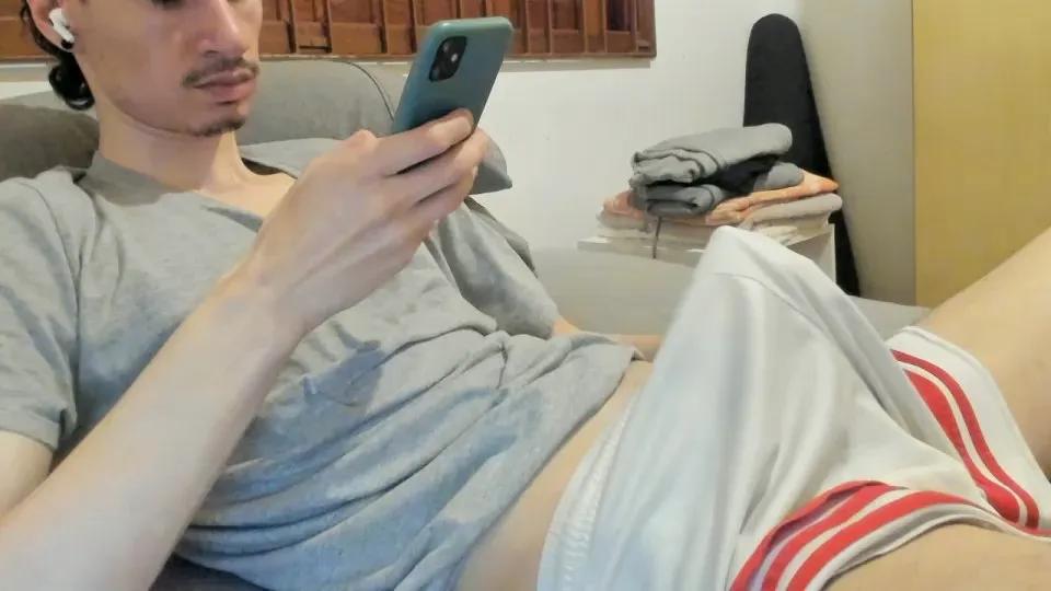 Offline digbreed on Cam4