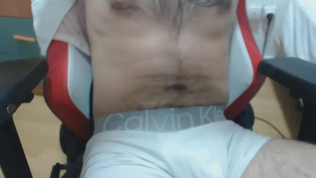 Offline dirfocus30 on Cam4