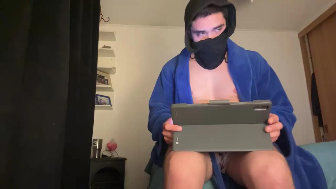 Offline dosclstgo on Cam4