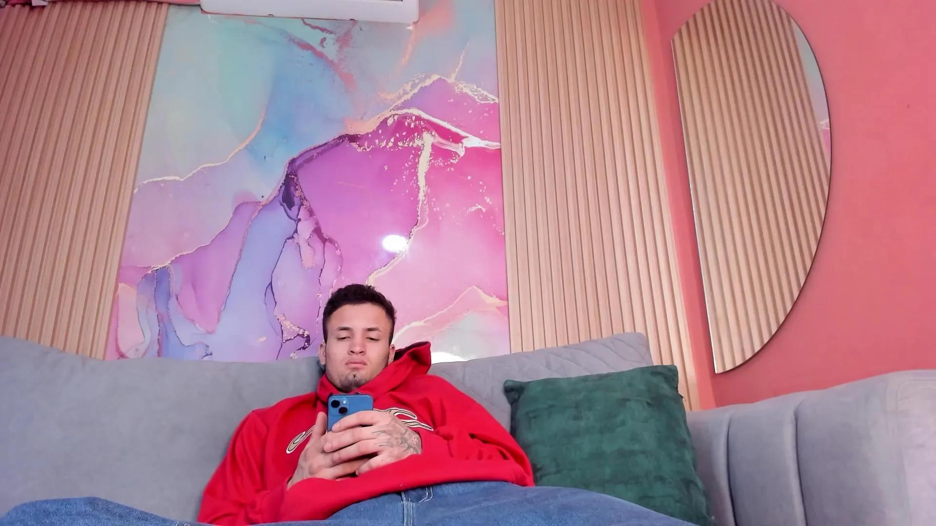 Offline DoublePassion_ on Cam4