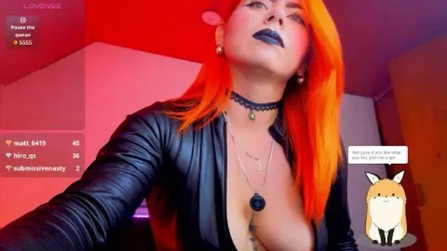 Offline Dulcecharlottee on Cam4