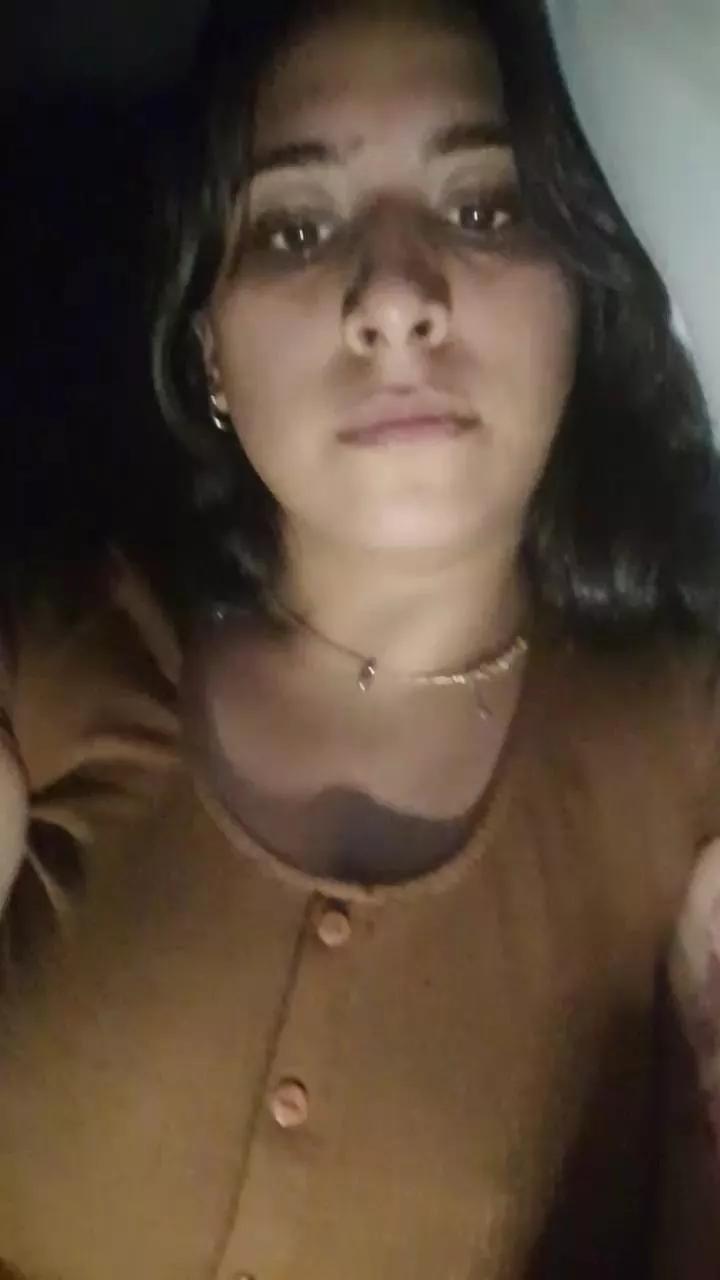 Offline Dulceflorcita on Cam4