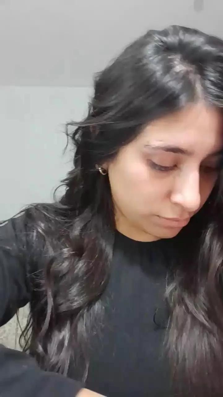 Offline Dulceflorcita on Cam4