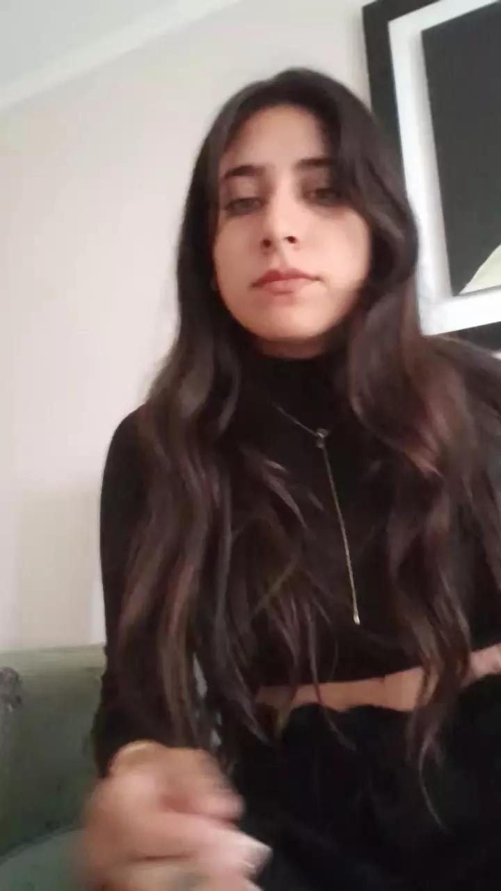 Offline Dulceflorcita on Cam4