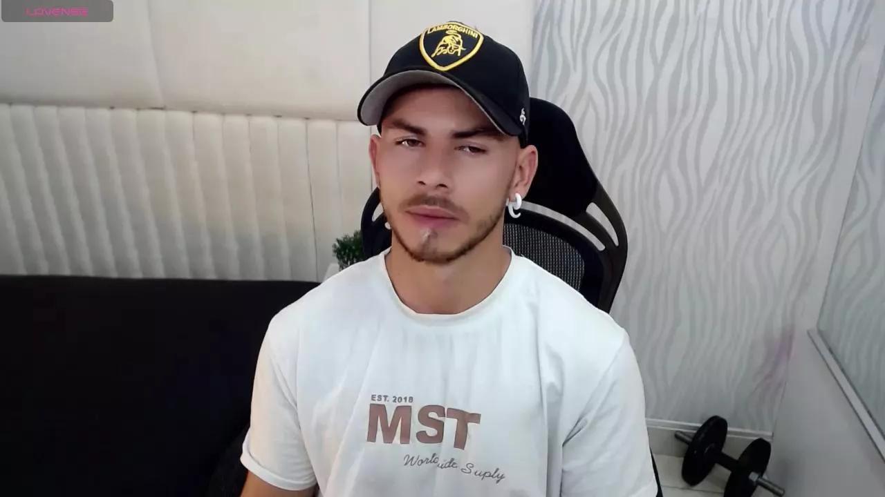 Offline dylan_jacobx on Cam4