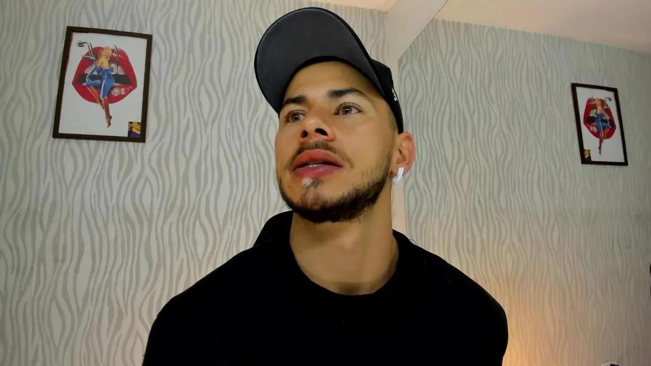 Offline dylan_jacobx on Cam4