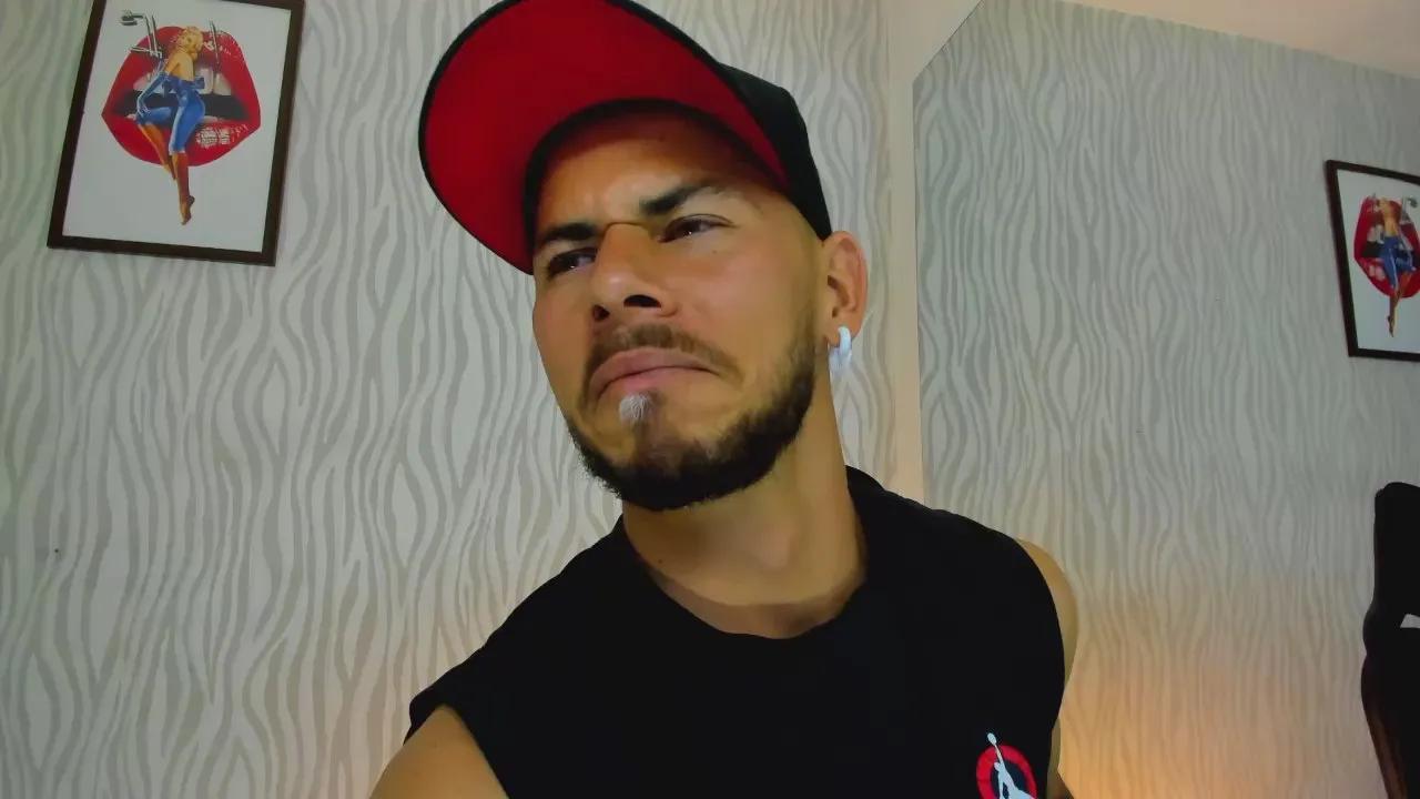 Offline dylan_jacobx on Cam4