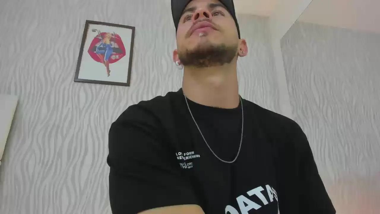 Offline dylan_jacobx on Cam4