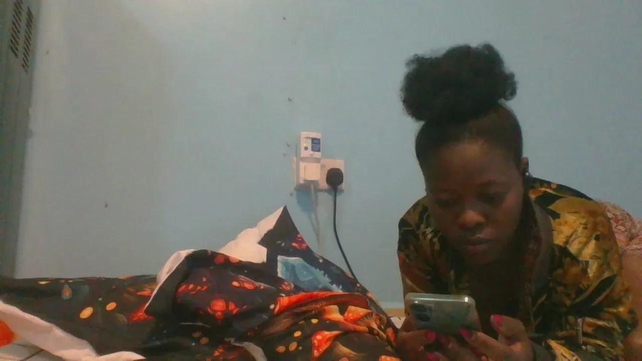 Offline Ebon_fantasy on Cam4